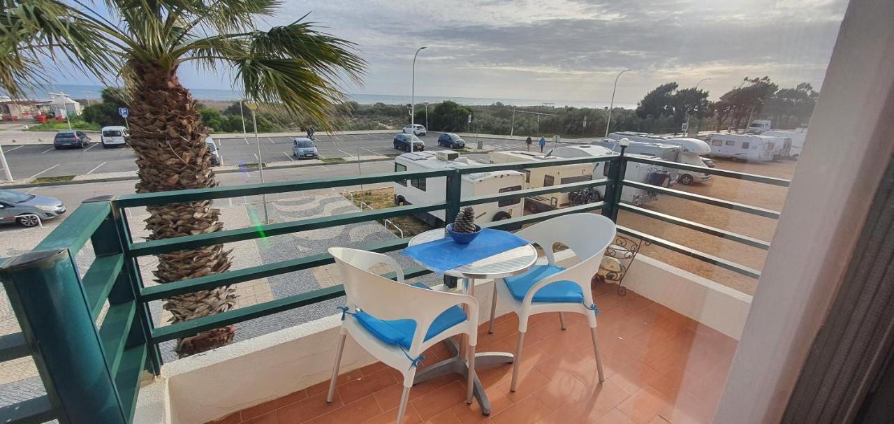 Monte Gordo T2 Frente Mar Apartment Bagian luar foto